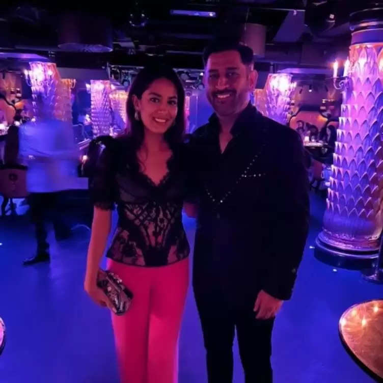 Mira Rajput had a fantastic time with MS Dhoni in London become part of his birthday bash!!!